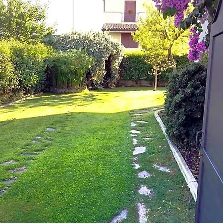 Bed & Breakfast La Bouganville Di Sante E Rosa