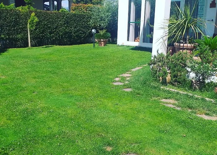 La Bouganville Di Sante E Rosa Manoppello